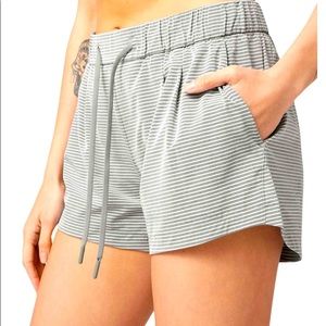 Lulu stroll at sunset shorts